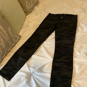 Black camo jean leggings